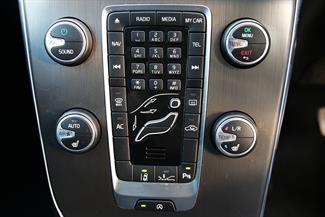 2014 Volvo V40 - Thumbnail