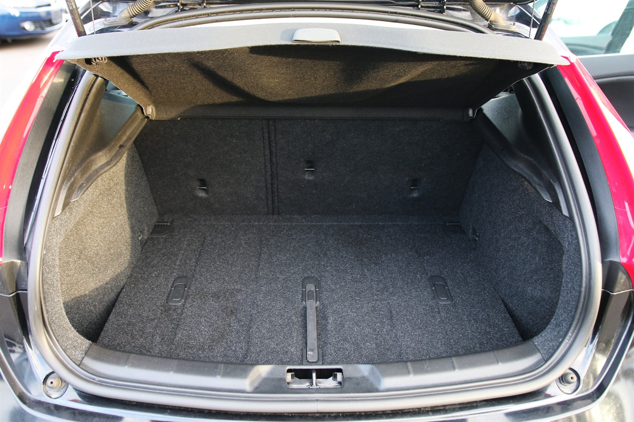 2014 Volvo V40