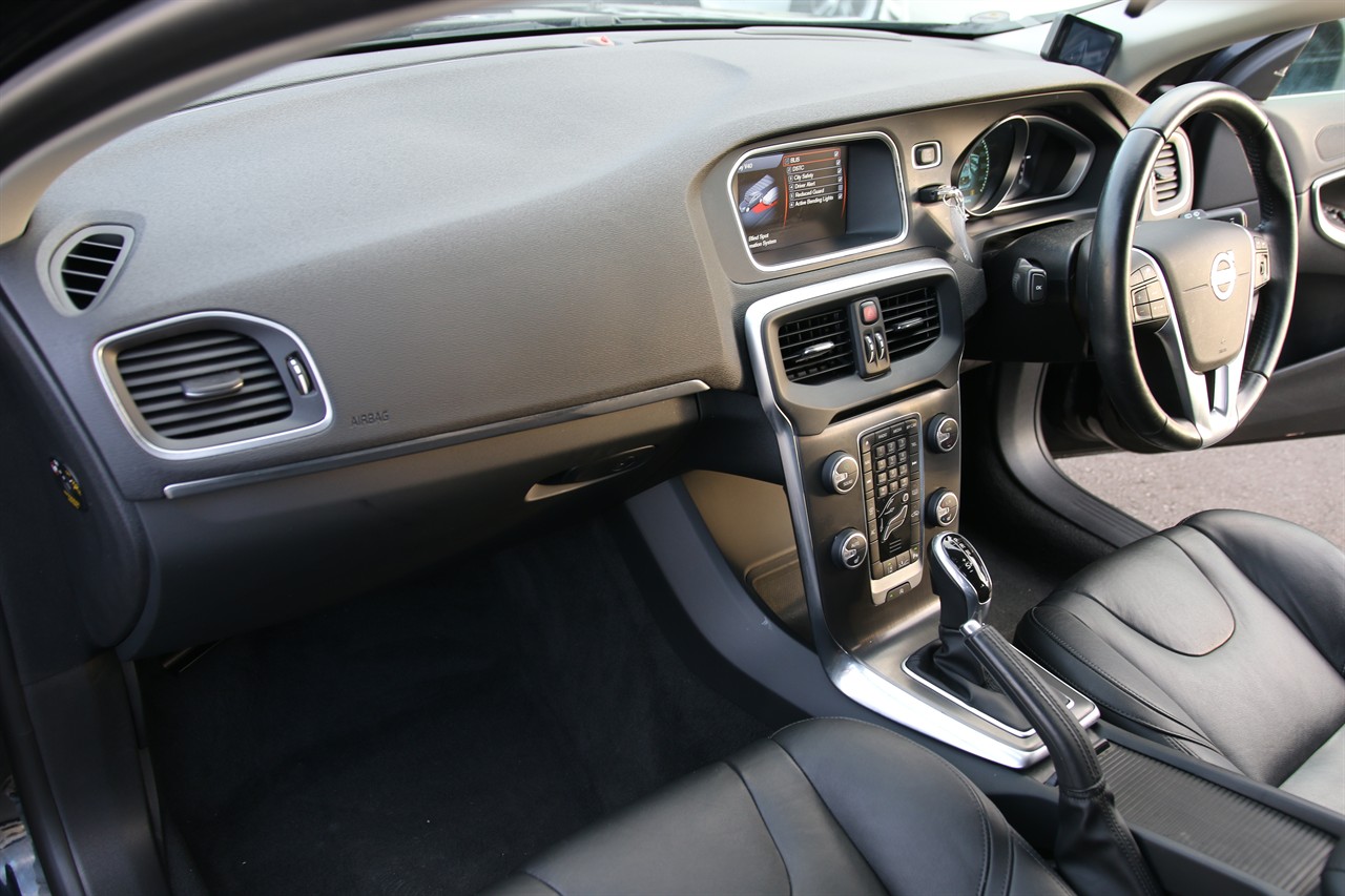 2014 Volvo V40