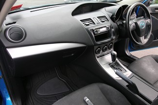 2012 Mazda Axela - Thumbnail