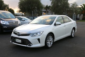 2015 Toyota Camry - Thumbnail