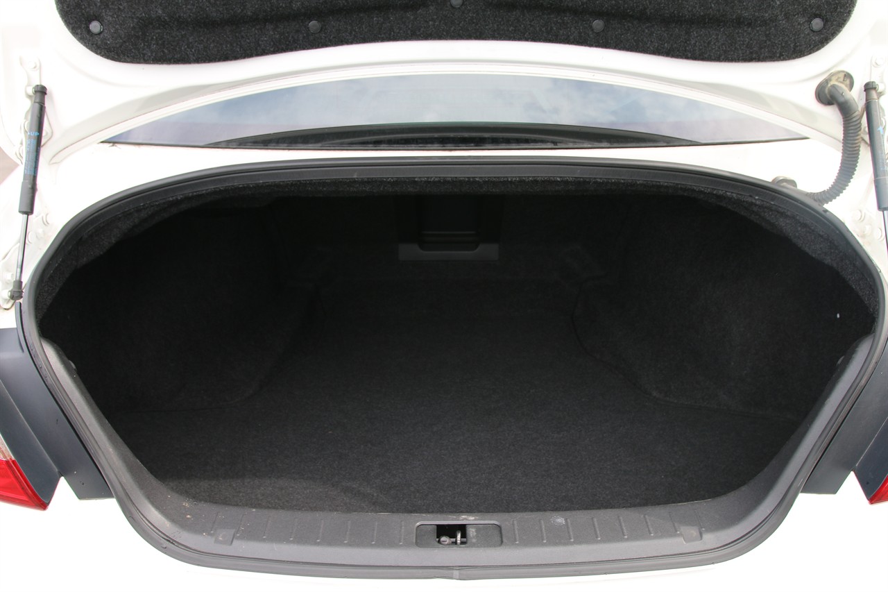 2012 Nissan Fuga