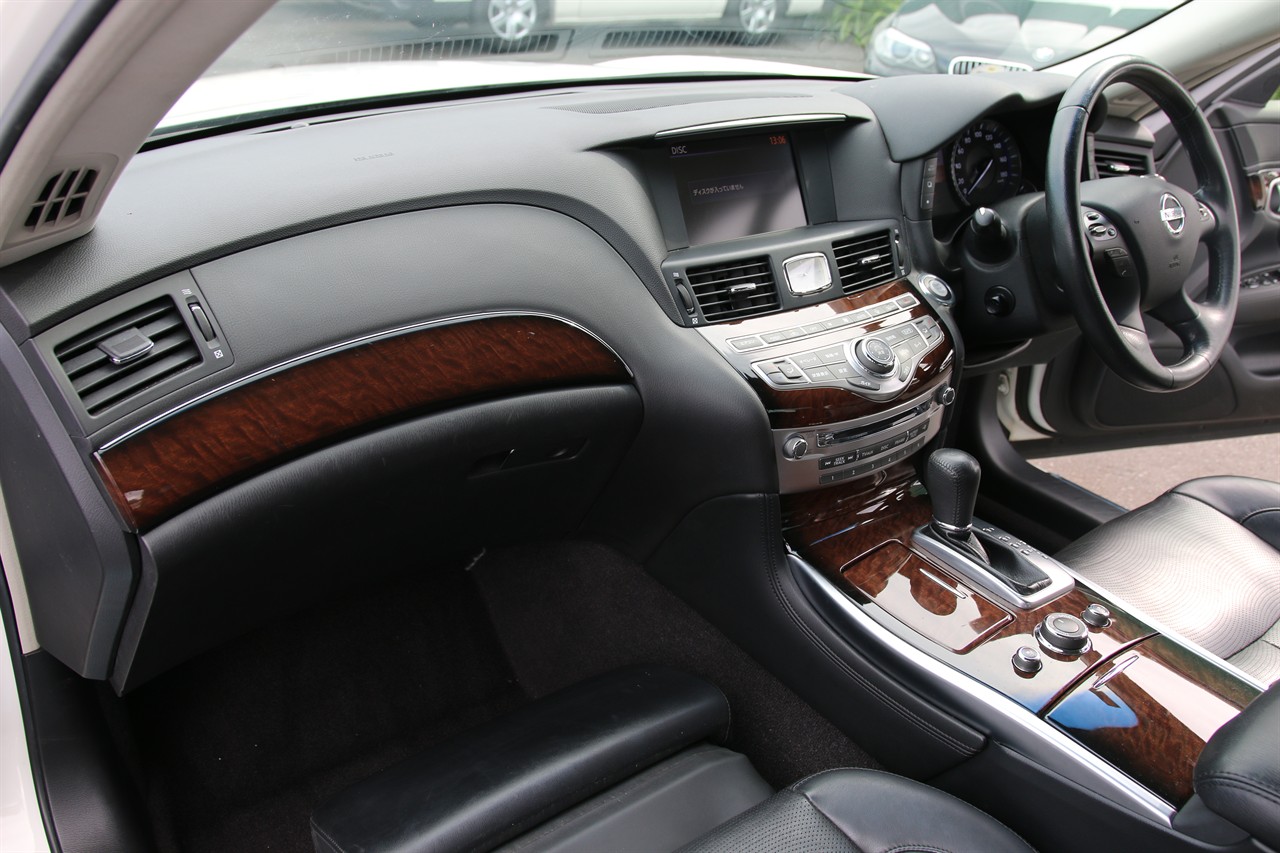 2012 Nissan Fuga