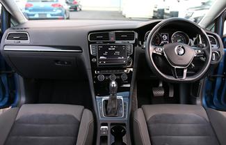 2014 Volkswagen Golf - Thumbnail