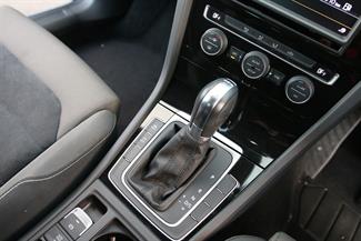 2014 Volkswagen Golf - Thumbnail