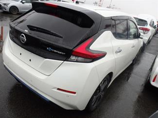 2019 Nissan Leaf - Thumbnail