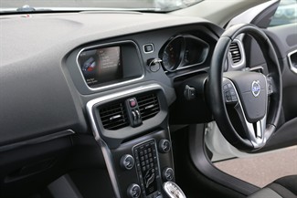 2013 Volvo V40 - Thumbnail