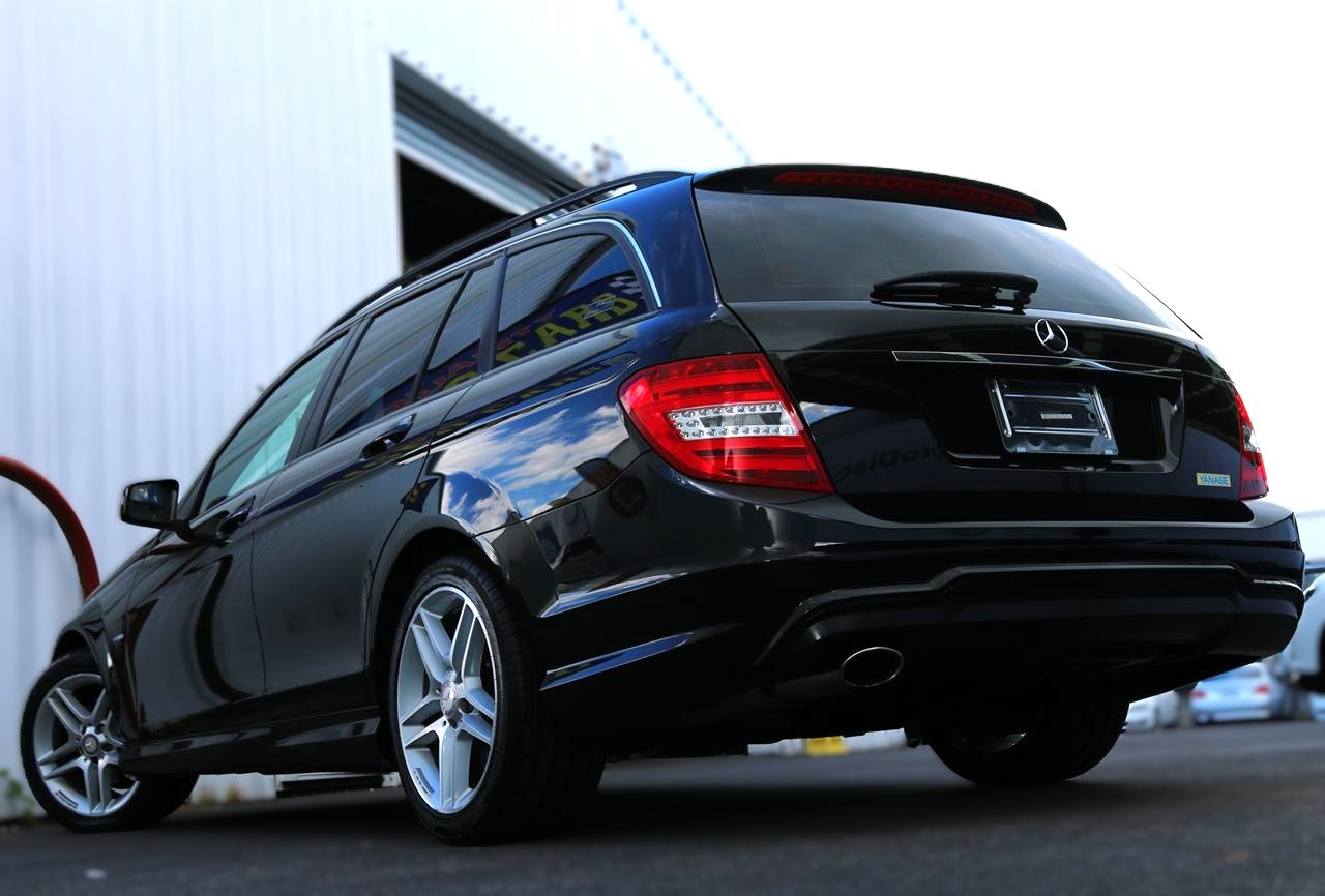 2011 Mercedes-Benz C 200