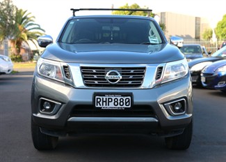2018 Nissan Navara - Thumbnail