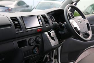 2024 Toyota HIACE - Thumbnail