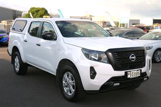 2022 Nissan Navara - Thumbnail