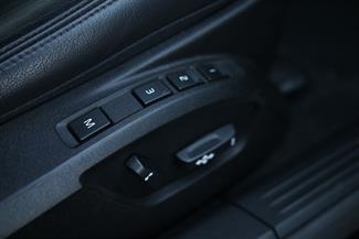 2015 Volvo V40 - Thumbnail