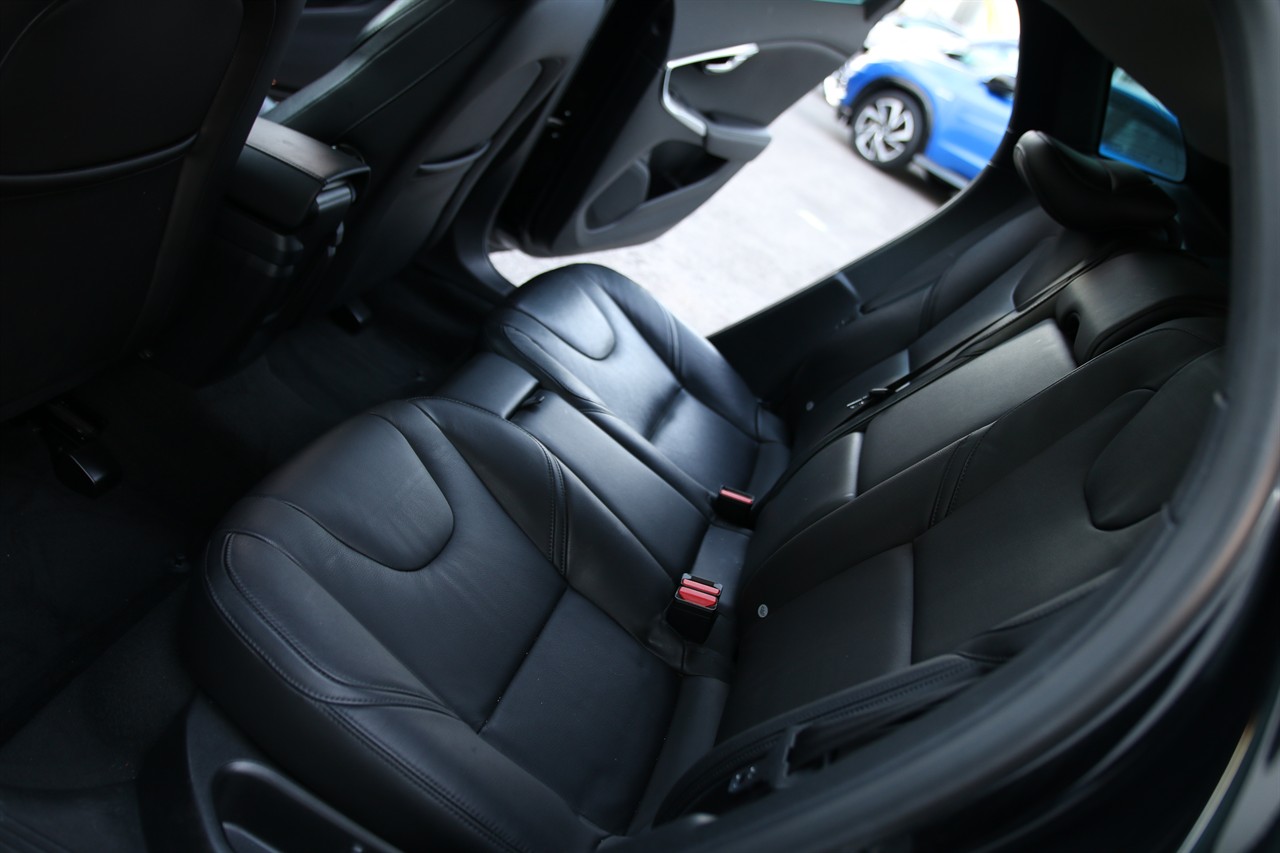 2015 Volvo V40