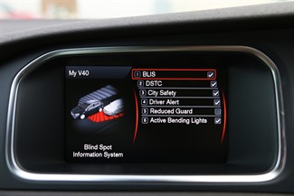 2015 Volvo V40 - Thumbnail
