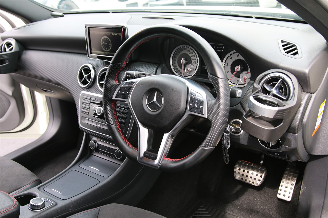 2013 Mercedes-Benz A 180