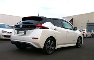 2019 Nissan Leaf - Thumbnail